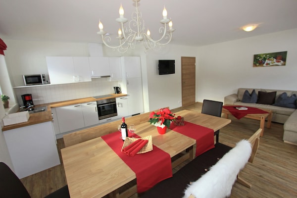 Centraal gelegen appartement in Aschau im Zillertal aan de piste - thumbnail 3