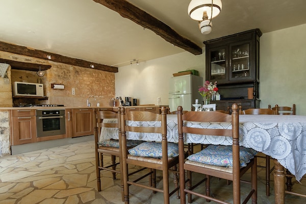 La Fermette: Authentiek landhuis met grote woonkamer en zwembad in Dordogne - thumbnail 4