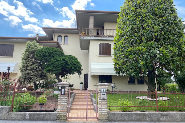4-persoons appartement aan het meer in Sirmione - thumbnail 6