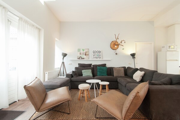 Huize Glory Amethist: stijlvol designhuis op het hoogste duin van Bergen aan Zee - thumbnail 2