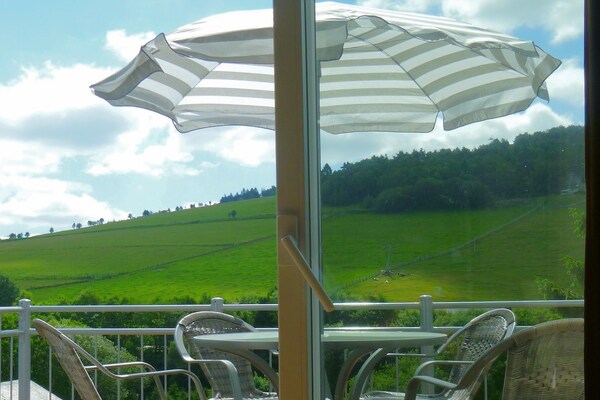 Modern appartement in Willingen met uitzicht op Ettelsberg, 100m van skilift - thumbnail 5