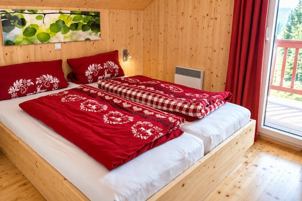Aan de piste: Luxe chalet Hüttenzauber in centrum Hohentauern - thumbnail 3
