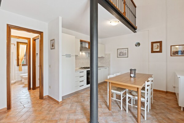 Sfeervol boerderij-appartement in Toscaanse heuvels bij Fucecchio met wellness - thumbnail 4