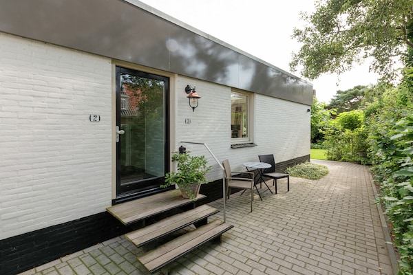Luxe appartement in bosrijke omgeving, 200m van centrum Bergen - thumbnail 1