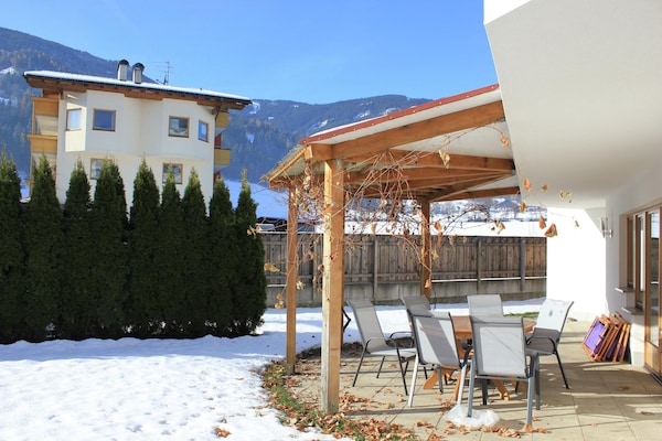 Op 1,0 km van het meer: ruim appartement in Kaltenbach aan de piste - thumbnail 4