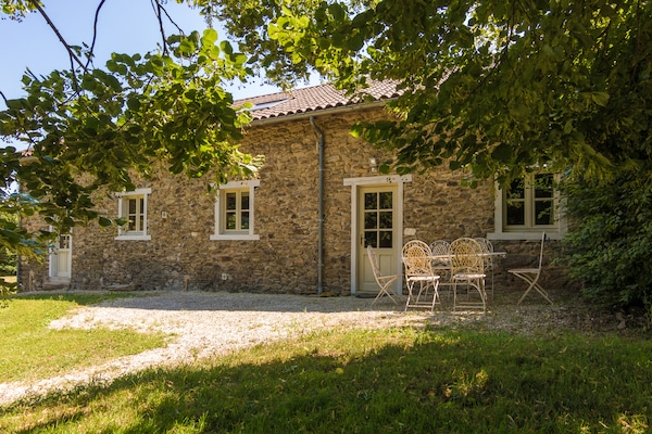 Op 1,0 km van het meer: Landhuis La Grande Maison in Chalais - thumbnail 6