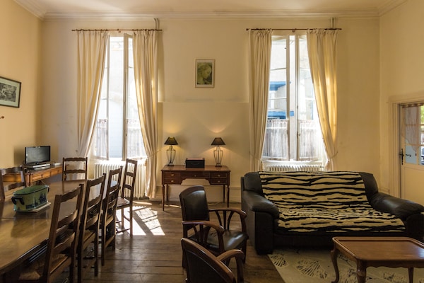 Sfeervol landhuis voor 13 personen in Chalais - thumbnail 3