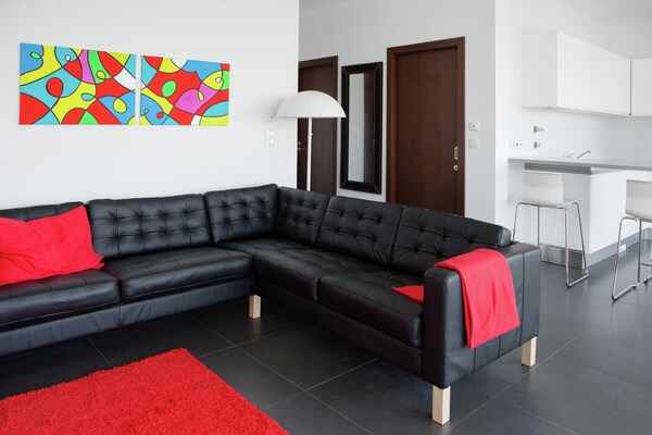 Moderne villa met zeezicht en zwembad op vakantiepark in Lourinhã - thumbnail 5