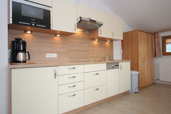 6-persoons stijlvol appartement in het centrum van Uderns - thumbnail 3