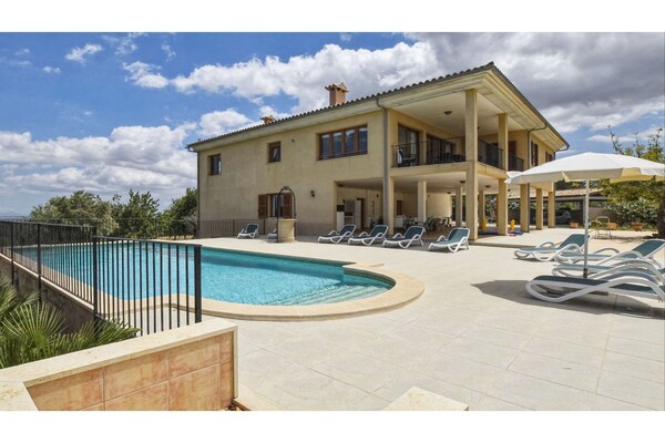 Luxe landhuis met privézwembad en panoramisch uitzicht op de Tramuntana - thumbnail 5