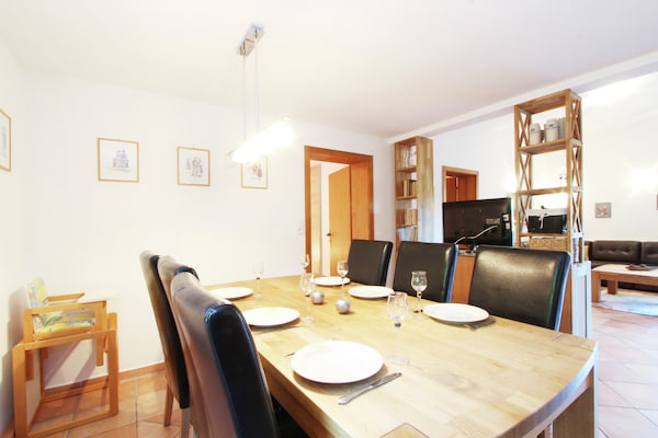 Vrijstaand chalet voor 8 personen in de bergbossen bij Kufstein - thumbnail 3