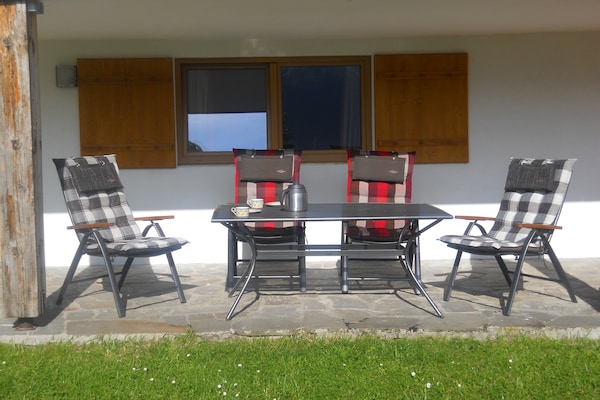 Authentiek Tirools chalet met panoramisch bergzicht in Niederndorf - thumbnail 6
