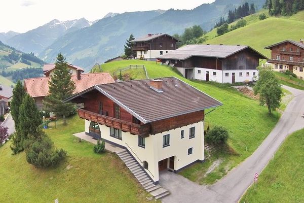 Chalet Kristall in Austria - a perfect villa in Austria?