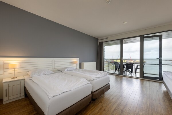 Modern appartement met zeezicht in Scheveningen, 6 personen, balkon - thumbnail 3