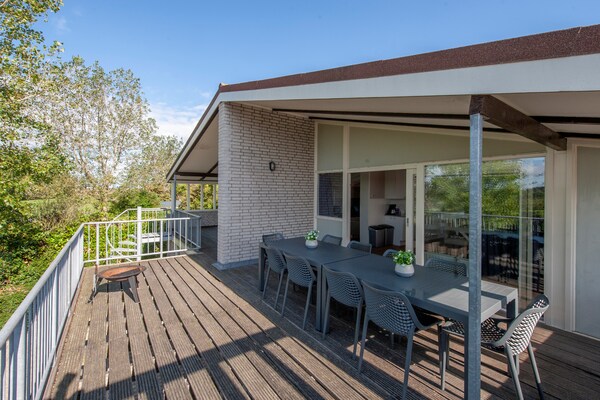 Ruime strandvilla voor 14 personen op Roompot Beach Resort in Kamperland - thumbnail 6