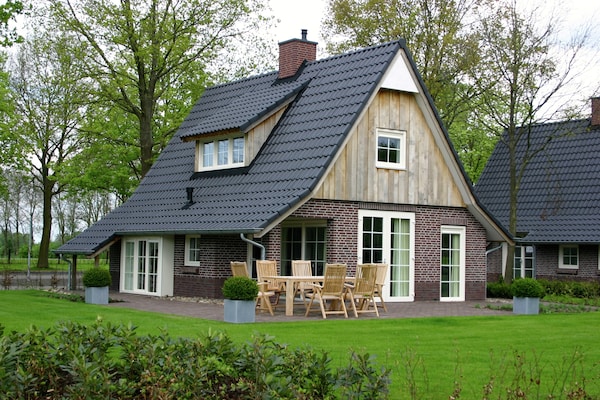 Luxe wellnessvilla op vakantiepark Hof van Salland, hond welkom - thumbnail 6