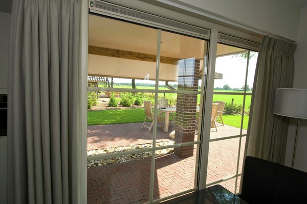 Luxe Twents-Saksische villa met gashaard en bubbelbad in Hof van Salland - thumbnail 6