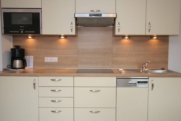 13-persoons stijlvol appartement in het centrum van Uderns - thumbnail 2
