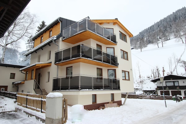 chalet-schmittenbach--4- sleeps 6