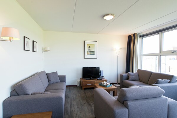 Ruime villa op Ameland: 6p, 3 slpk, 2 badkamers, dicht bij duinen en strand - thumbnail 6