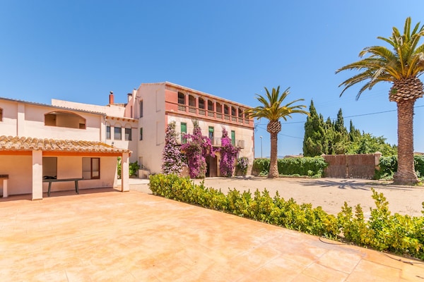 Can Bertu: Authentieke Catalaanse villa met privézwembad in Sant Pere Pescador - thumbnail 6