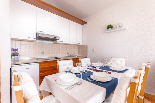 Appartement met privézwembad op 100 meter van zee in Crikvenica - thumbnail 3