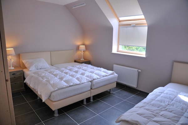 Ruim vakantiehuis voor 12 personen met sauna aan de golfbaan in Somme-Leuze - thumbnail 6