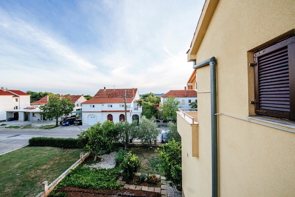 3-persoons appartement in Biograd na Moru op 1 km van zee - thumbnail 3