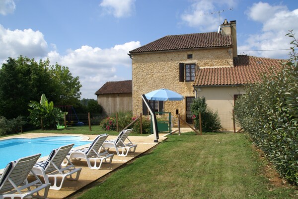 maison-de-vacances-besse-l-aiguillou