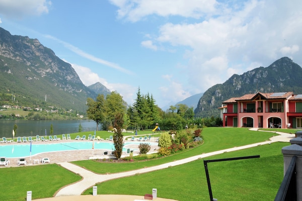 Kleurrijk appartement Vico Super nabij het Idromeer in Idro - thumbnail 2