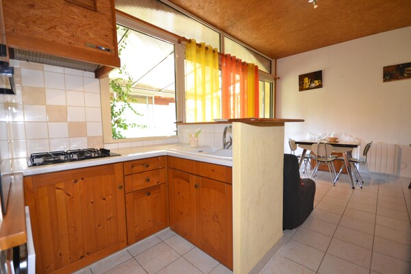 Gelijkvloers appartement met privézwembad in Lanas, vlakbij Balazuc - thumbnail 2
