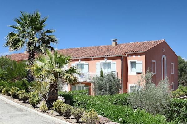 Licht appartement voor 5 op vakantiepark in Saint-Aygulf - thumbnail 6