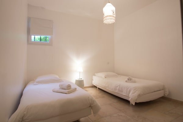 Modern appartement in bosrijke oase bij Montauroux met zwembad - thumbnail 5