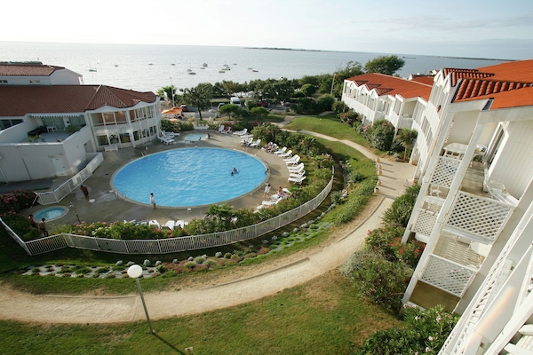 Knus appartement voor 3 op vakantiepark met zwembad bij zee in Fouras - thumbnail 5
