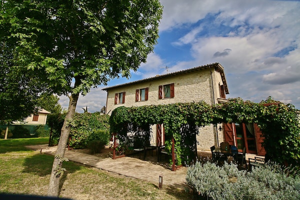 Sfeervol vakantiehuis Le Volte in Foligno - Loc. Tenne - thumbnail 3