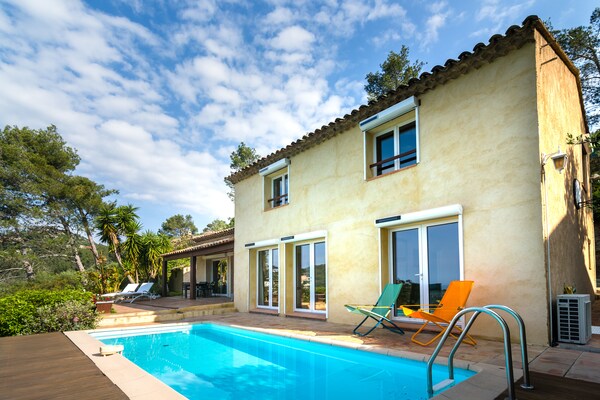 Luxe vrijstaande villa met privézwembad nabij Hyères, 3 km van strand - thumbnail 2