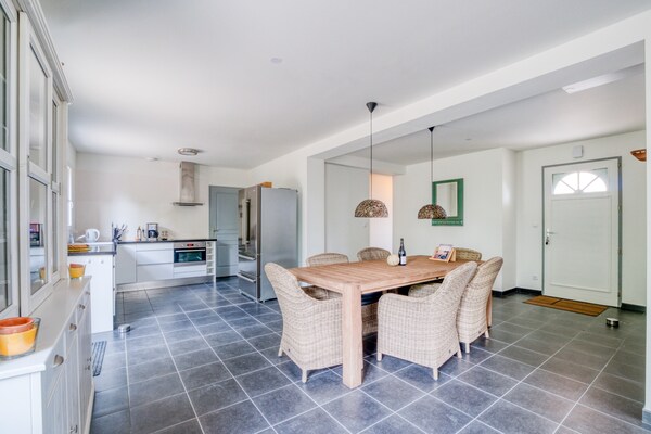 Luxe villa met privézwembad in de groene heuvels van Sainte-Foy-de-Longas - thumbnail 3