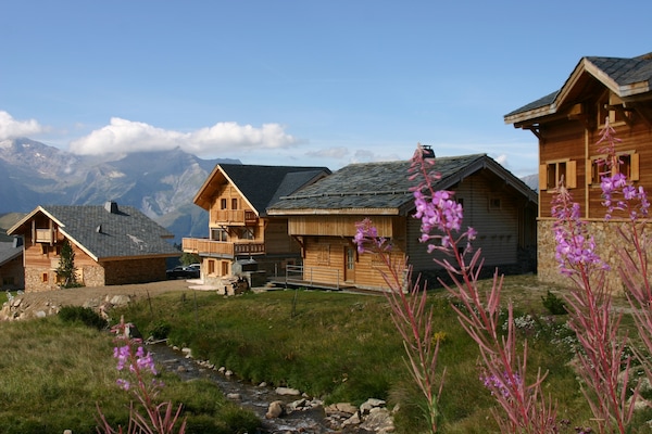 Ruim 8-slaapkamer chalet met sauna vlakbij de pistes in Alpe d'Huez - thumbnail 6