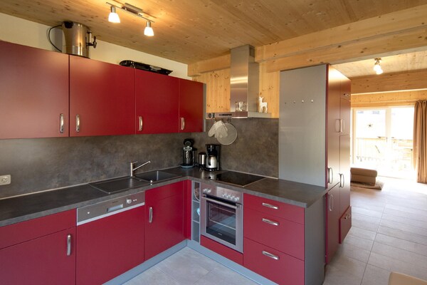 Chalet 12b: Vrijstaand aan de piste in Kreischberg voor 9 personen - thumbnail 4