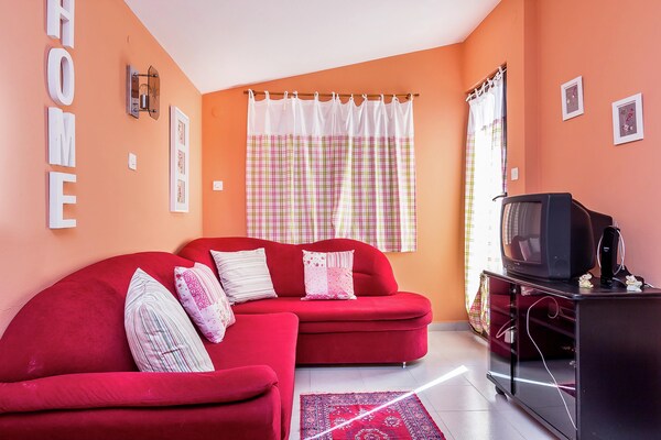 Centraal gelegen appartement in Ližnjan voor 4 personen - thumbnail 2