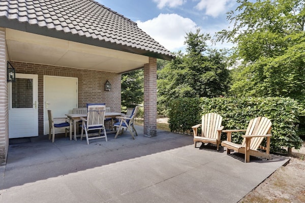 Ruime Luxe Villa voor 8 personen op Vakantiepark Sandberghe in Uden - thumbnail 5