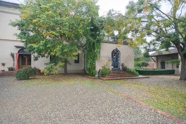 Landhuis La Villetta in Stagno Lombardo met privétuin en bubbelbad - thumbnail 2