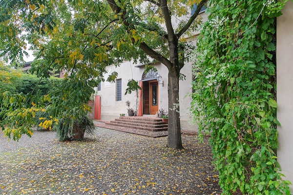 Landhuis La Villetta in Stagno Lombardo met privétuin en bubbelbad - thumbnail 5