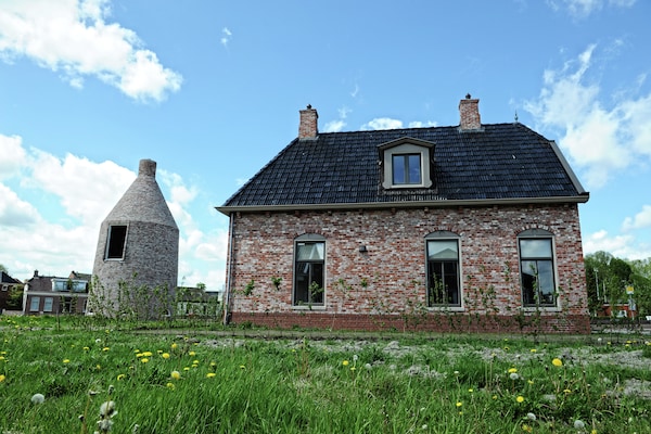 Enkhuizen: sfeervol vakantiehuis in hartje vissersdorp Zoutkamp - thumbnail 6