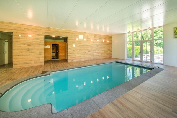 Wellness en luxe in landhuis Château St-Jean in Mettet - thumbnail 2