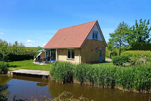Vrijstaand waterhuis met privé sauna aan het IJsselmeer - thumbnail 6