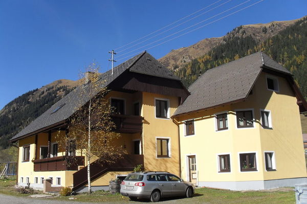 Stallbauer in Austria - a perfect villa in Austria?