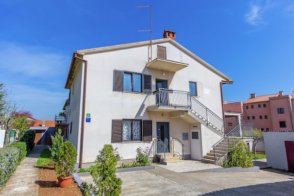Sfeervol appartement Veliki met 3 slaapkamers op 500m van centrum Pula - thumbnail 1