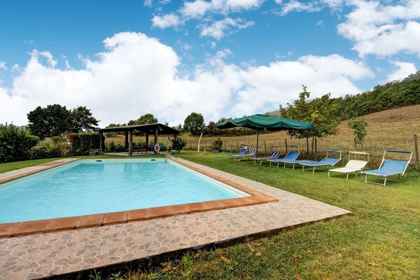 Vrijstaande villa Sorgente met privézwembad in het Toscaanse heuvelland - thumbnail 3
