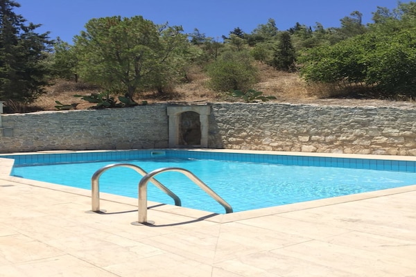 Villa Stella: Luxe & natuur op een uitgestrekt landgoed bij Heraklion - thumbnail 6